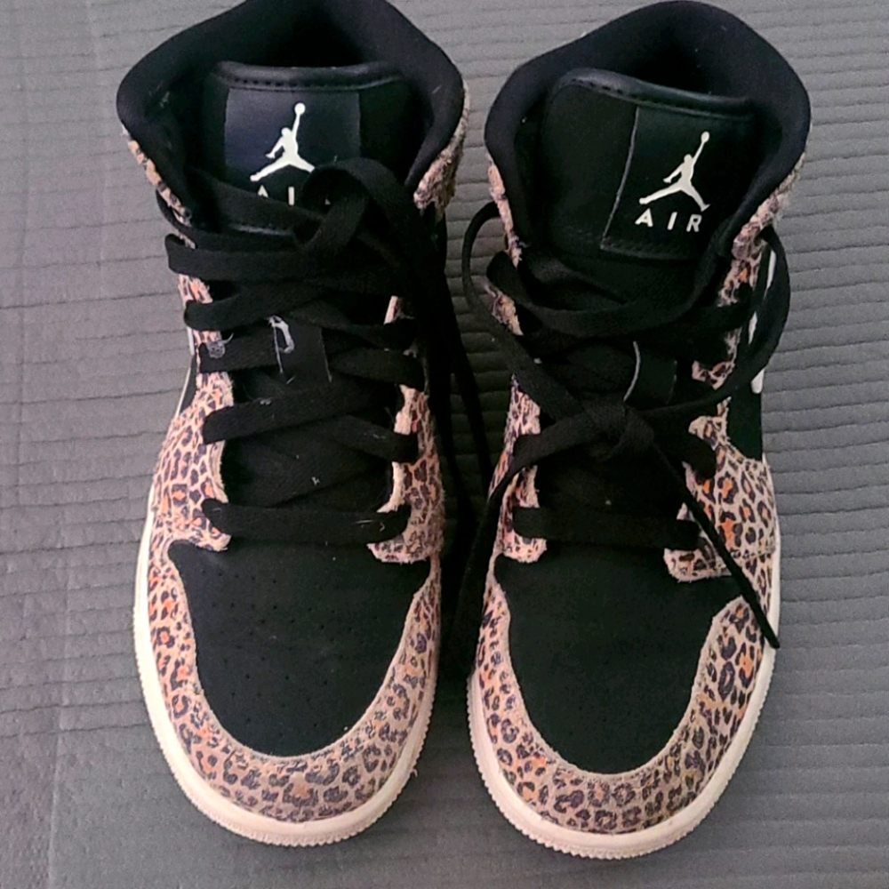 Nike youth sneaker